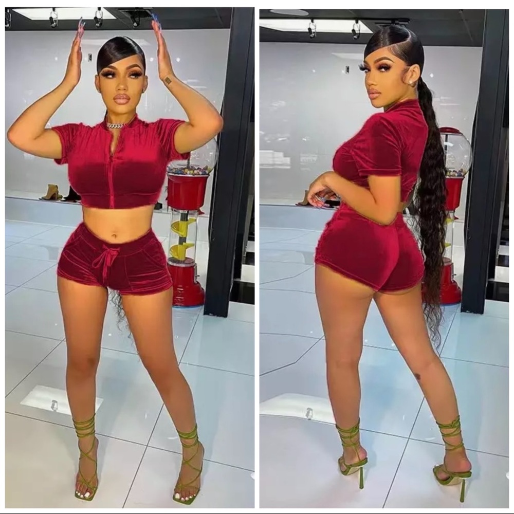 2 Piece Short Set